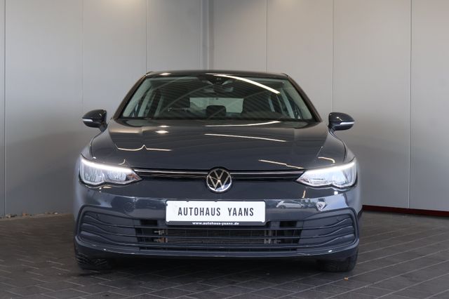 Volkswagen Golf VIII Life 1.0 eTSI AID+ACC+LED+CARPLAY