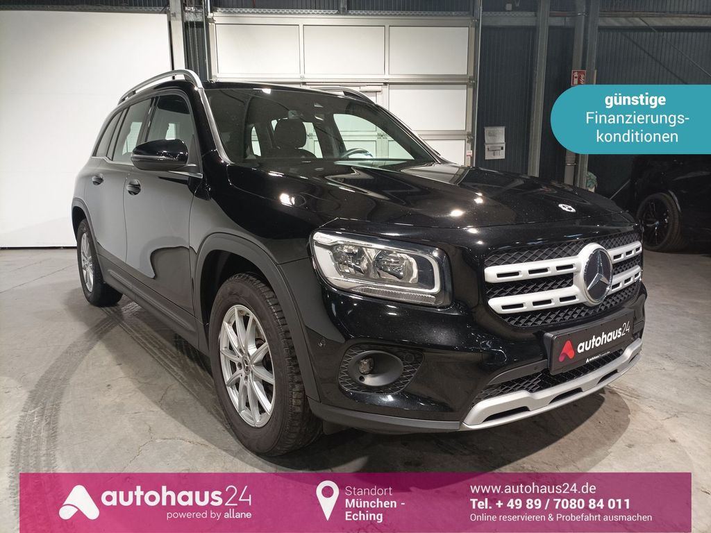 Image of Mercedes-Benz GLB 220