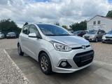 Hyundai i10 FIFA World Cup Edition Sport Lenkrad - Hyundai i10: Sport