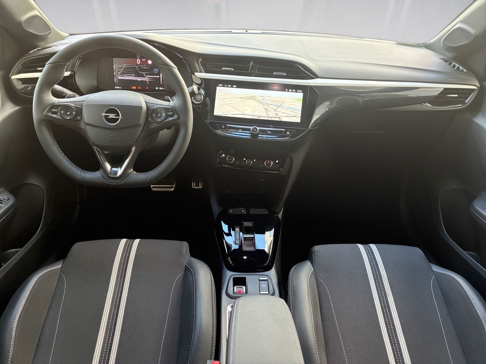 Fahrzeugabbildung Opel Corsa F 1.2 Turbo GS Kamera,LED,Navi,PDC,SHZ,LM