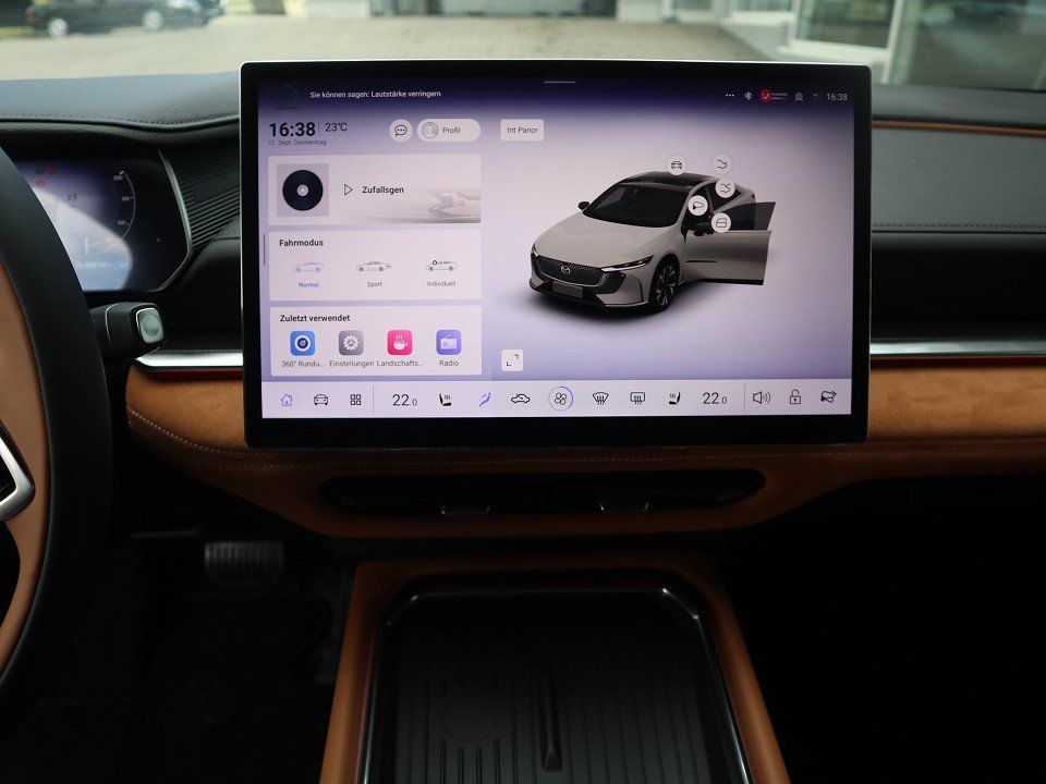 Fahrzeugabbildung Mazda 6E Takumi Plus EV-258 LEDER PANO NAVI ACAA 360°