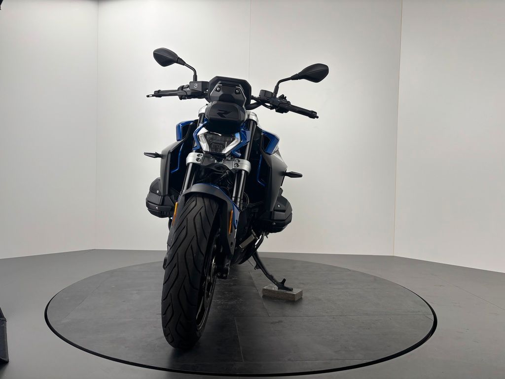 Fahrzeugabbildung BMW R 1300 R *NEUWERTIG *VIEL AUSSTATTUNG