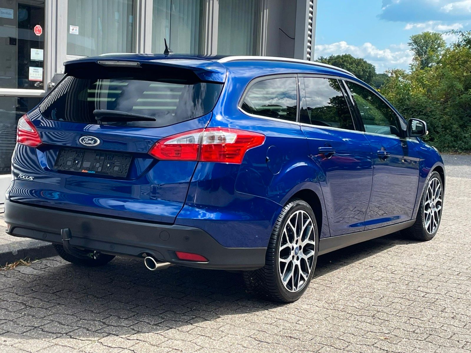 Fahrzeugabbildung Ford FOCUS TITANIUM 2.0 AUT. LEDER NAVI XENON AHK "18