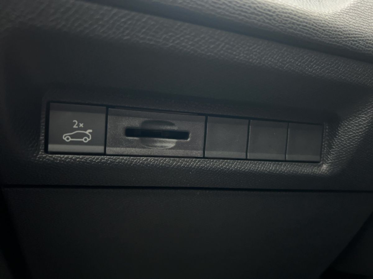 Peugeot 308 - Bild 12