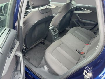 Audi A4 - 8