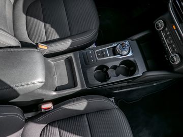 Ford Kuga Volll-Hybrid Titanium Kamera Navi