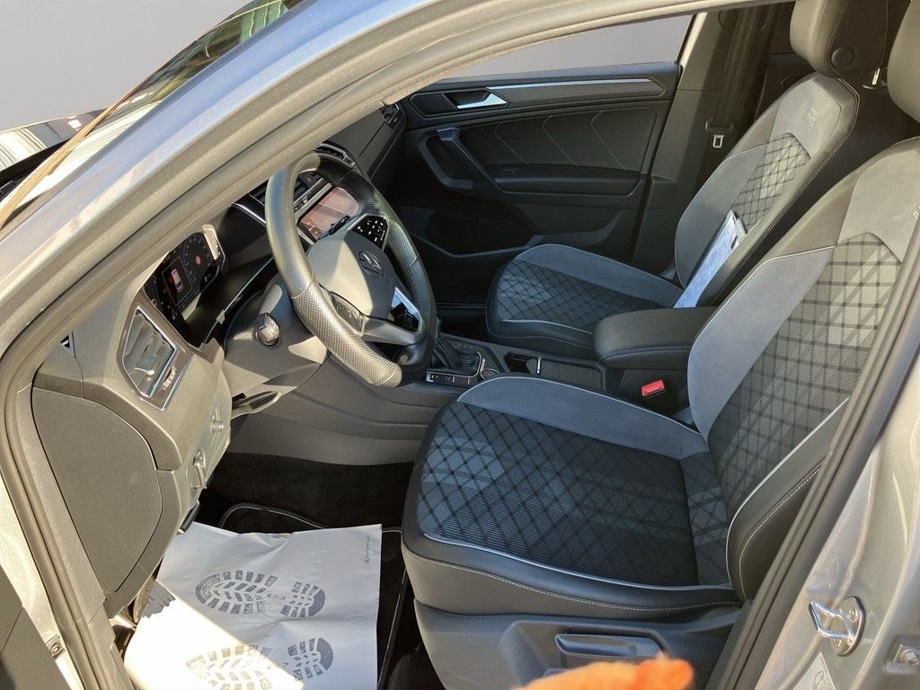 Volkswagen Tiguan Allspace R-Line BlackStyle 4M TDI 7SitAHK foto 5