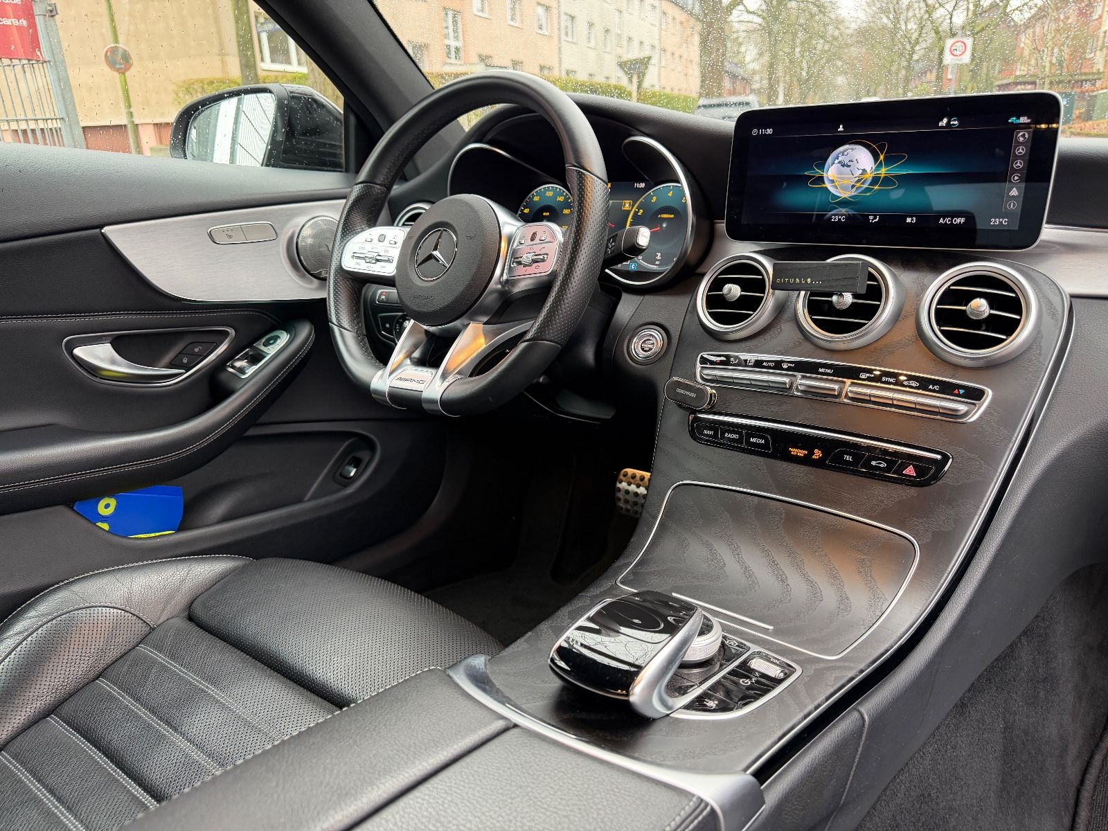 Fahrzeugabbildung Mercedes-Benz C 300 Coupe AMG Line*ACC*LEDER*LED*KAMERA*SHZ