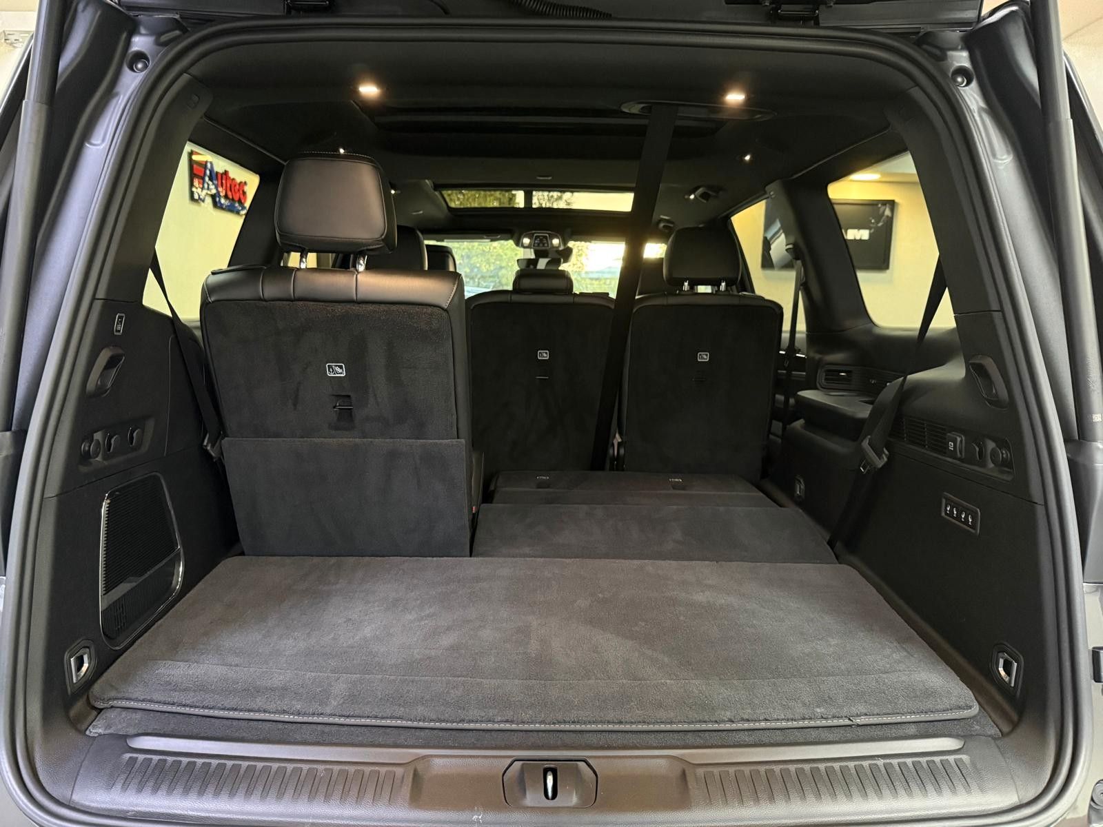 Fahrzeugabbildung Jeep WAGONEER SERIES III 5.7L-LUFTFED.-8 SITZE-LPG