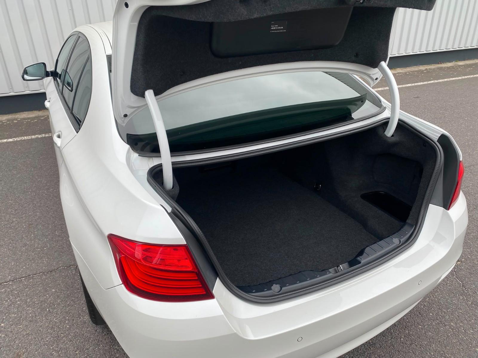 BMW 520 d Traumzustand Head up AHK Vollleder