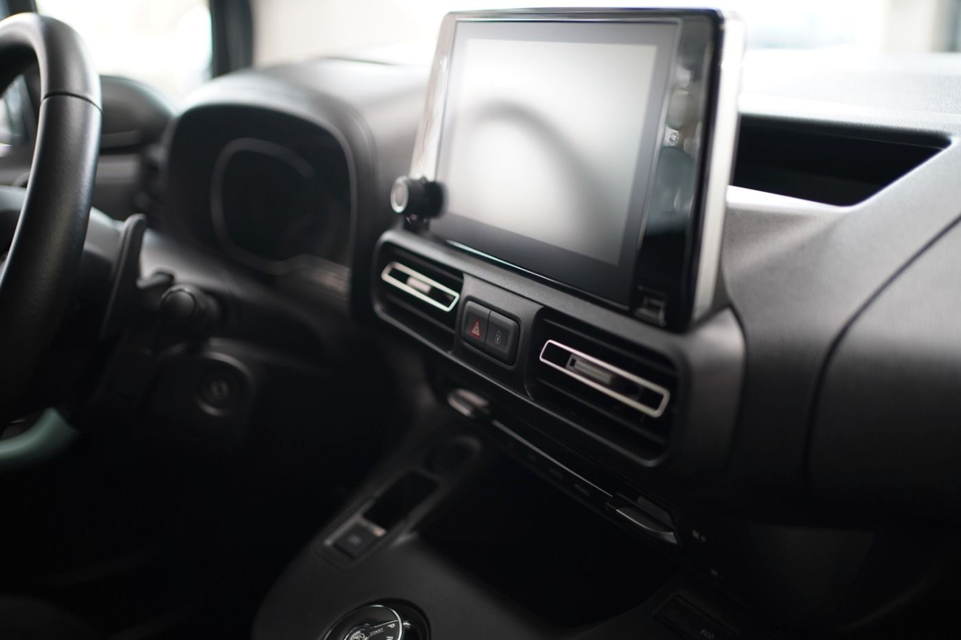 Fahrzeugabbildung Citroën Berlingo M PureTech 130 EAT8 Feel Automatik AHK