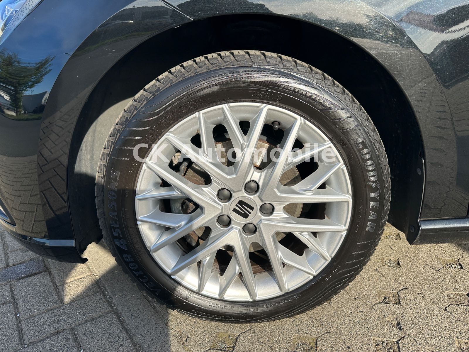Fahrzeugabbildung SEAT Ibiza  FR 1.0 TSi DSG/Navi/Tempomat/PDC