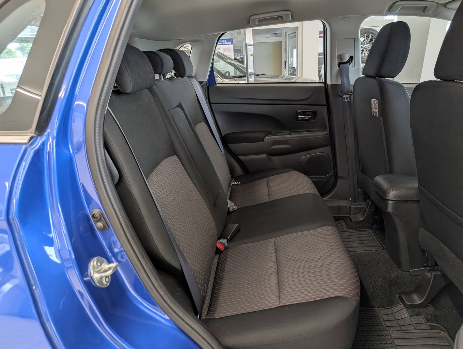 MITSUBISHI ASX  1.6 MIVEC Edition Navi Kamera – Bild 11