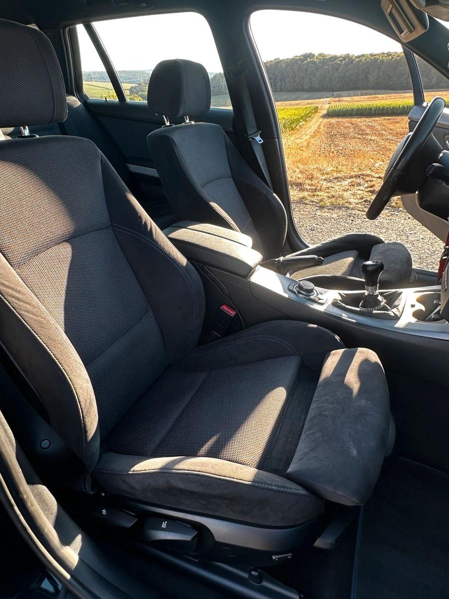 BMW 318 2012 — photo 10