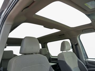 Volkswagen T7 Multivan - 10