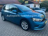 Volkswagen Golf Sportsvan 1.6 TDI DSG BMT*1.Hand*Xenon*SHZ* - VW Golf Sportsvan Gebrauchtwagen in Hannover