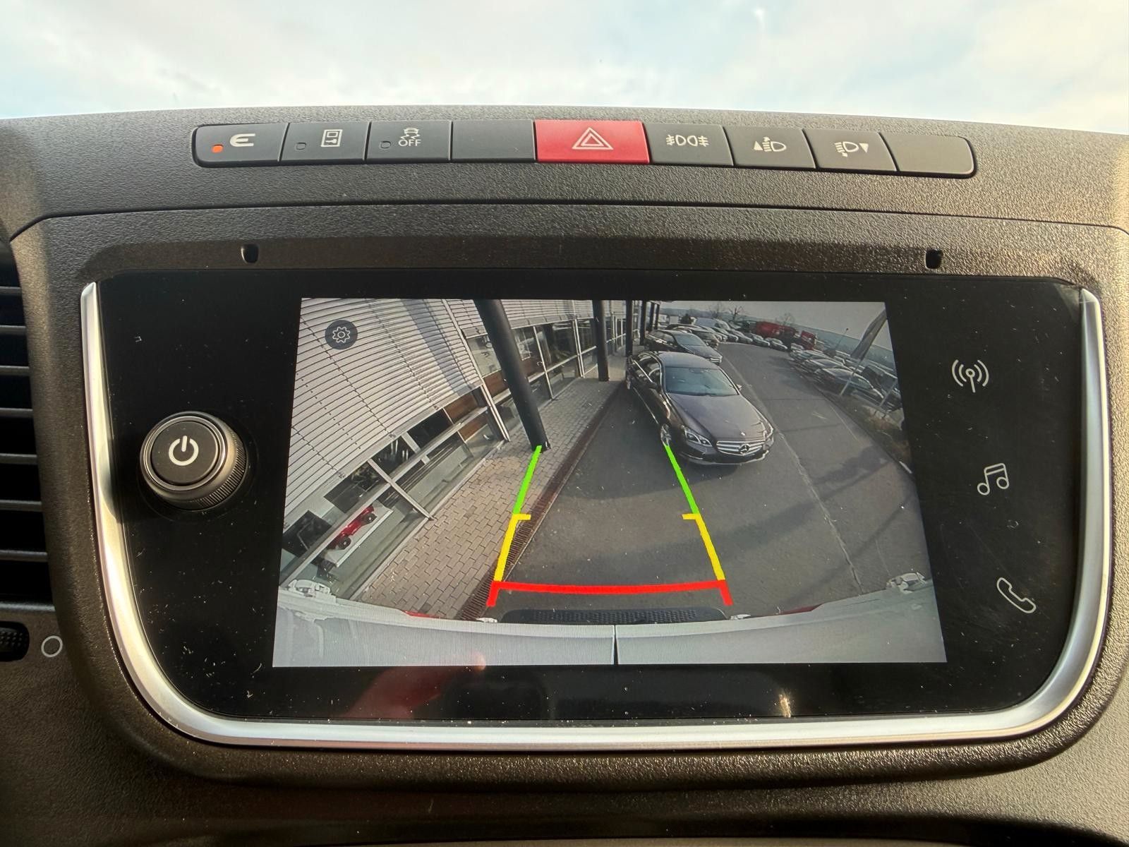 Fahrzeugabbildung Iveco Daily 35S16 A8 *R4.100mm*Automatik*Kamera*3x