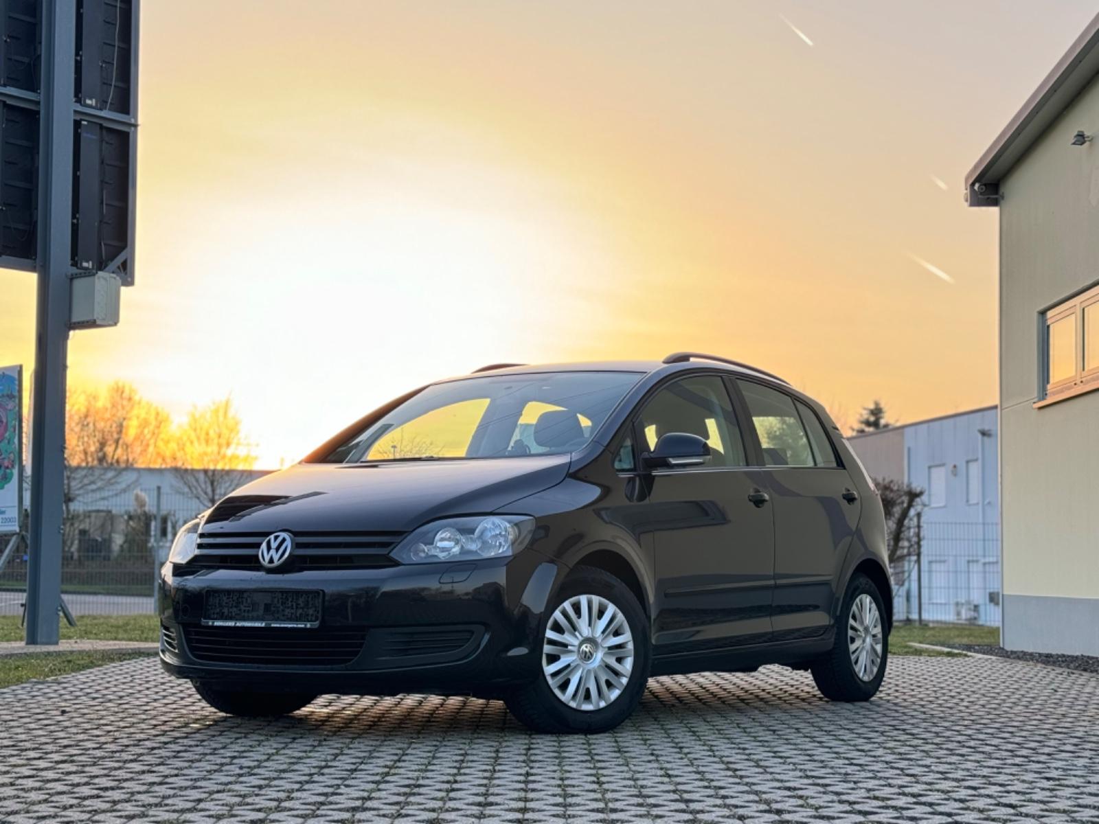 Volkswagen Golf Plus VI Trendline*AUTOMATIK*KLIMA*AHK*TÜV*