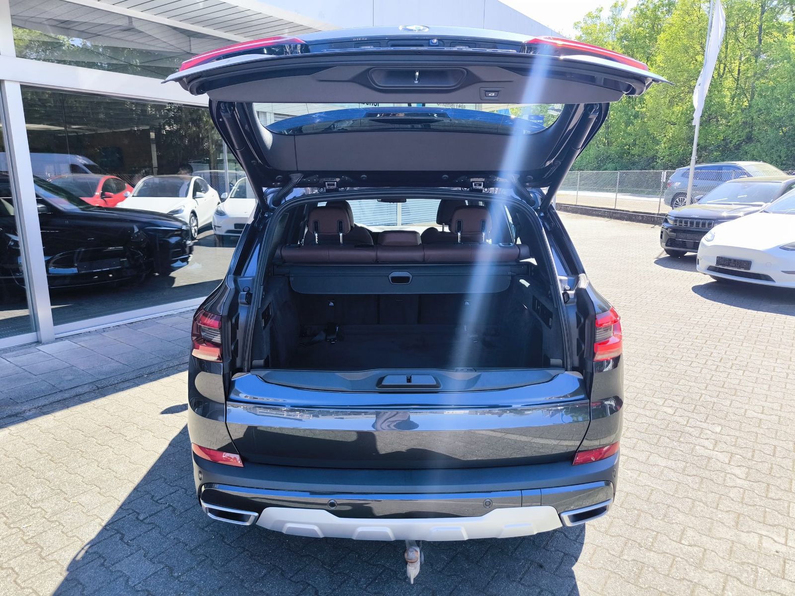Fahrzeugabbildung BMW X5 xDri x Line SHADOW+PROF+LED+SHZ+KAM+ACC+AHK+M