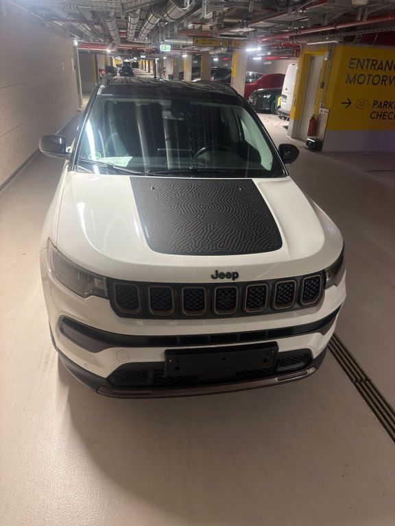 Image of Jeep Grand Cherokee
