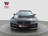 BMW 740dxDrive*TV*CARPLAY*ACC*LASER*360°*HUD*KEYLESS - BMW 740 mit Diesel-Antrieb