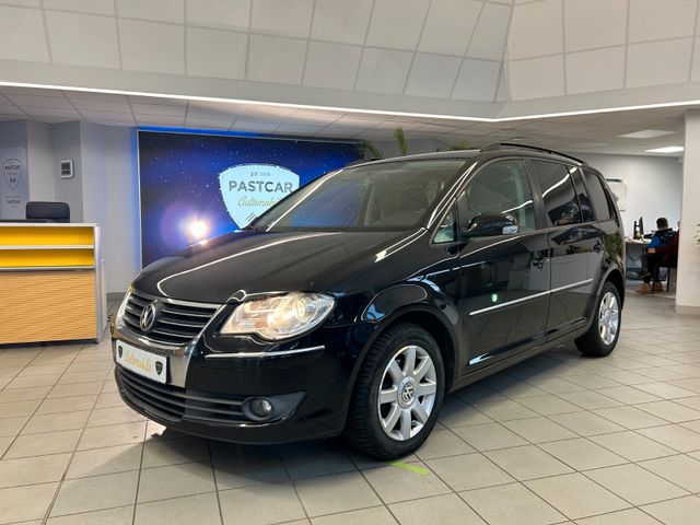 Volkswagen Touran Highline - Navi