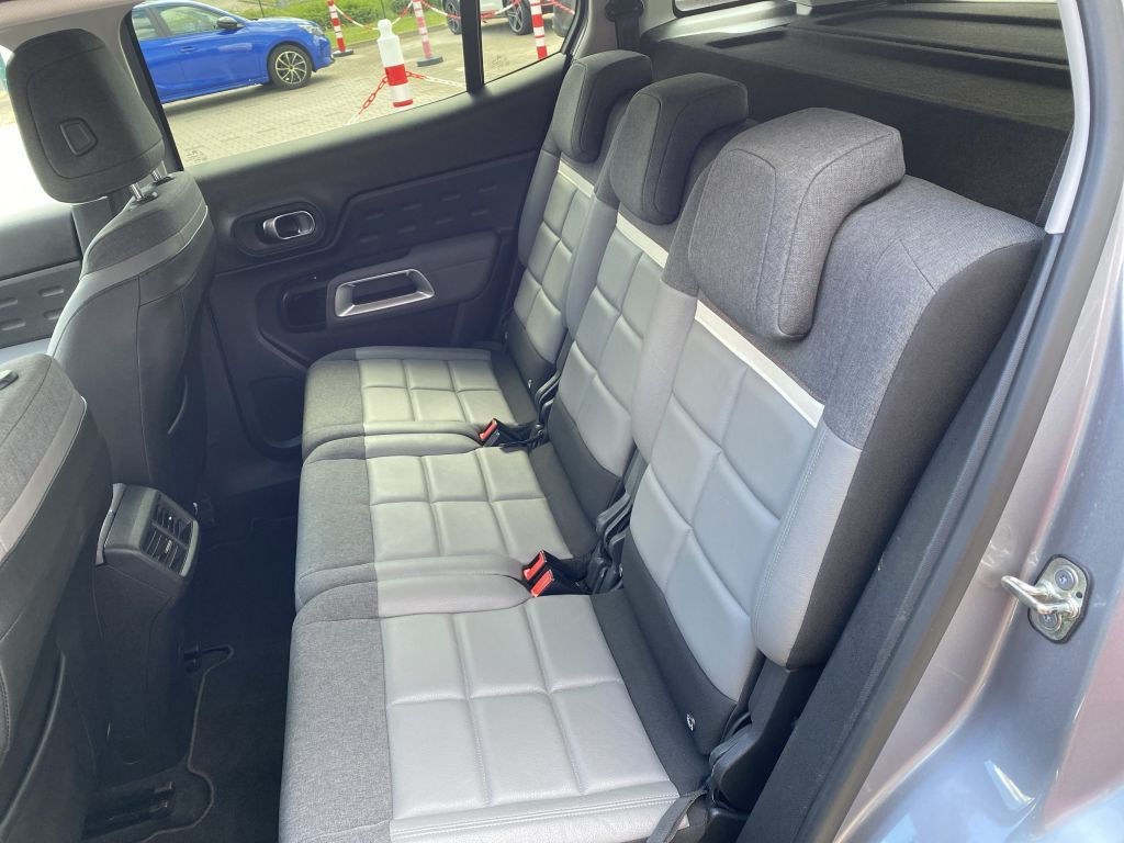 Fahrzeugabbildung Citroën C5 Aircross PT 180 S&S *Automatik* SHINE *AZV*