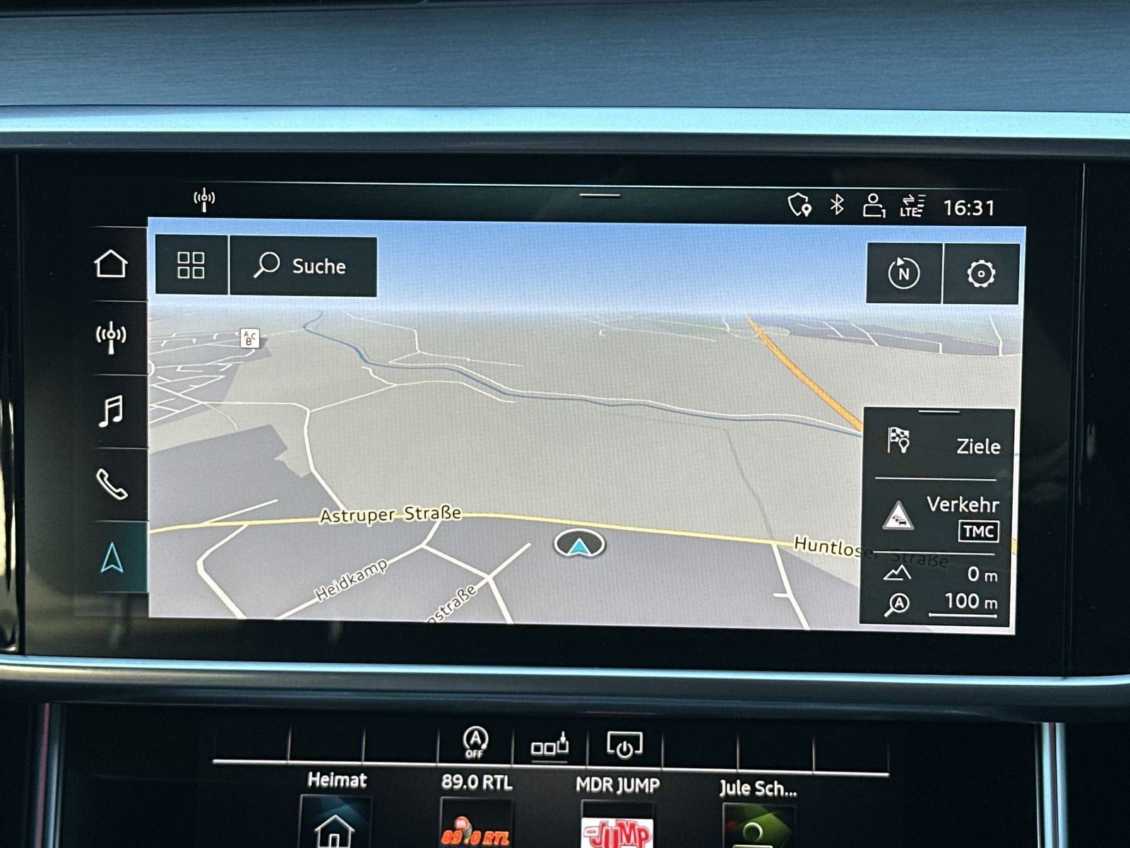 Fahrzeugabbildung Audi A6 Avant 40 TDI S-Line NAV+MATRIX+KAMERA+V-COCK