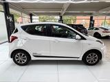 Hyundai i10 FIFA World Cup Edition*SHZ*USB* - Hyundai i10 Gebrauchtwagen in Düsseldorf