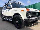 Lada NIVA 5-TÜRIG! "PREMIUM PLUS" KLIMA! SUPERAUSST.! - Lada Niva: Geländewagen