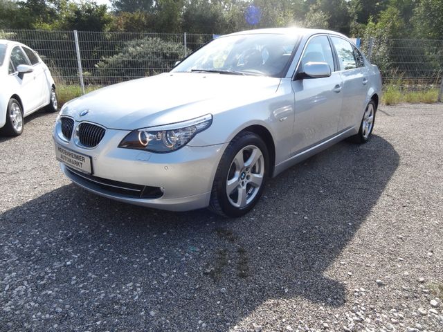 Fahrzeugabbildung BMW 530i xDrive/1.Hand/96.000km/SoftClose/Xenon/Navi