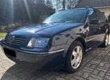 Volkswagen Bora 1.6 Highline Variant - Volkswagen Bora: V6