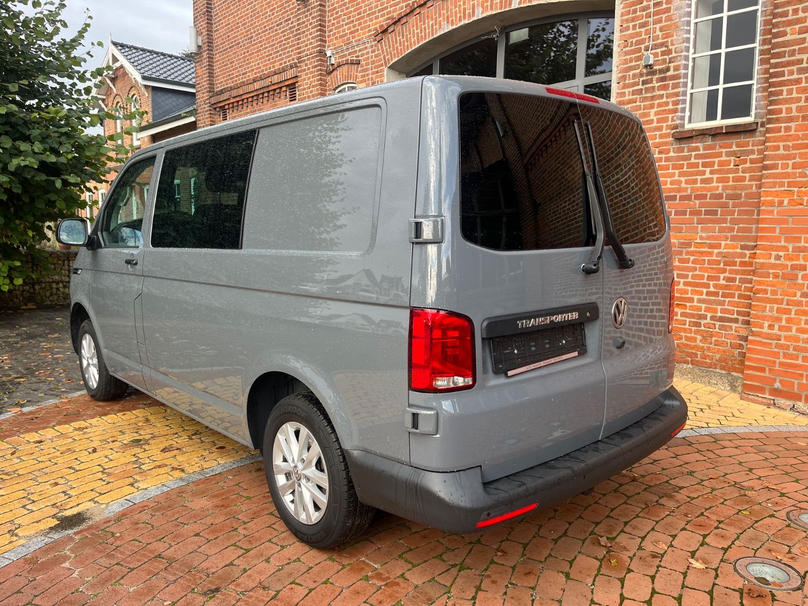 VW T6 Kombi  - Image 5 of 12