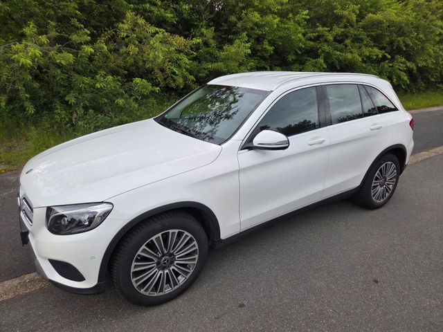 MERCEDES-BENZ GLC 250 d 4MATIC | 2.Hand | Unfallfrei