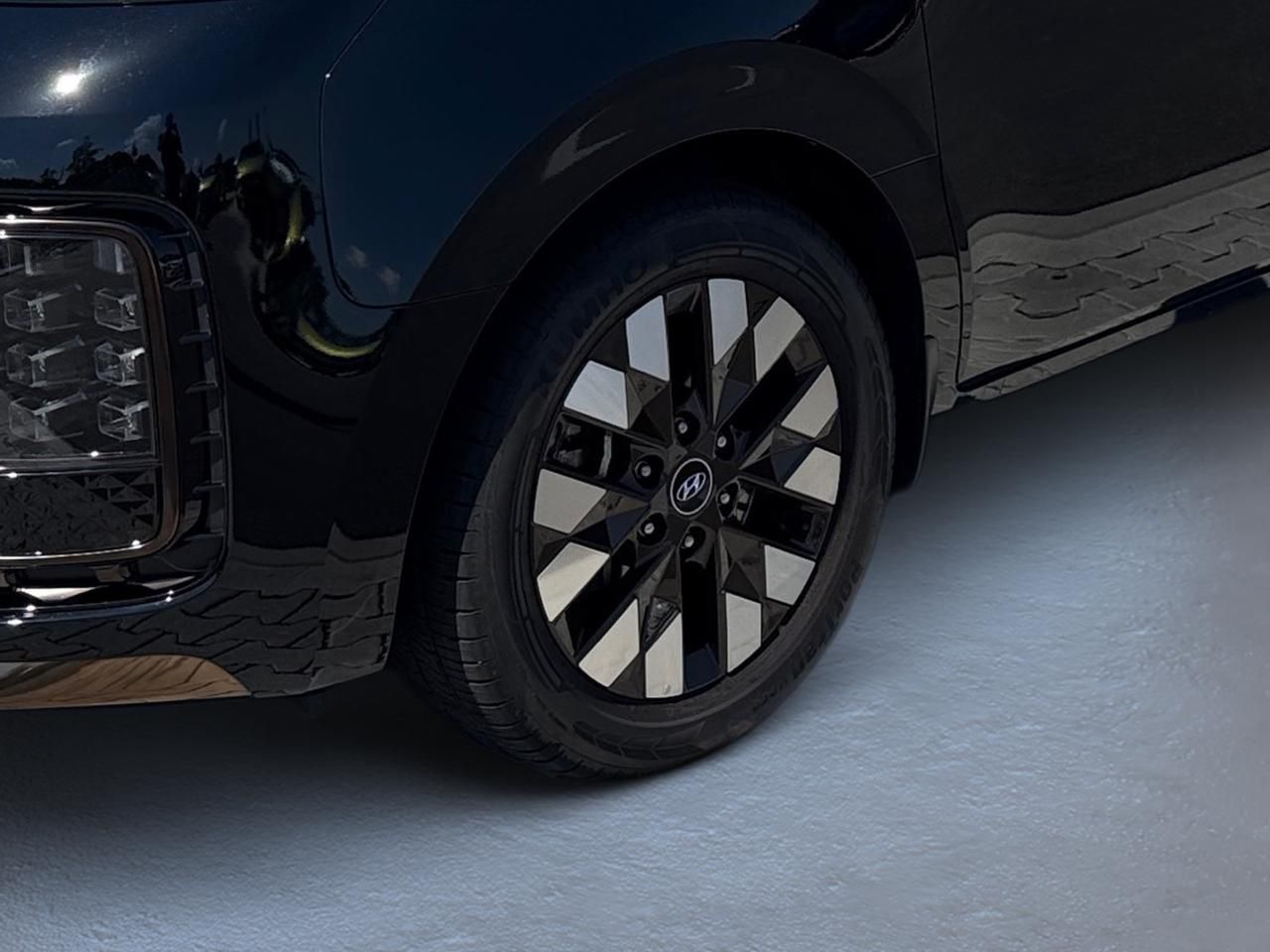 Fahrzeugabbildung Hyundai STARIA SIGNATURE *PANO*LED*NAVI*BOSE-SOUND*360°