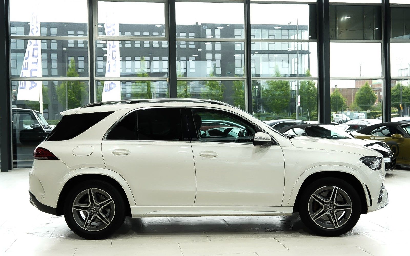 Mercedes-Benz GLE 450 4Matic AMG-LINE AIRMATIC PANO 360°KAMERA foto 4