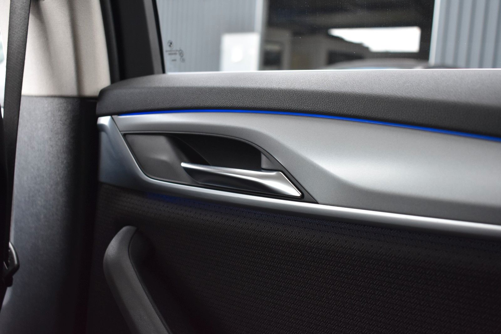 Fahrzeugabbildung BMW BMW 520d Touring Head Up/Anhänger/Driving Assist