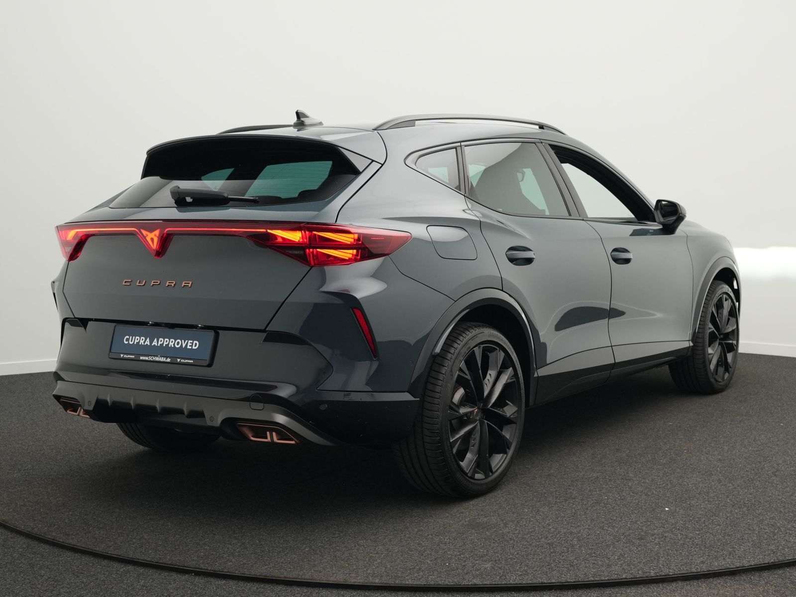 Cupra Formentor VZ Black Edition 1.5TSIe-Hybrid *PANO* imagem 3