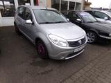 Dacia Sandero 1.4 MPI Laureate , 1 Hand wenig Km - Dacia Sandero Gebrauchtwagen in Bonn