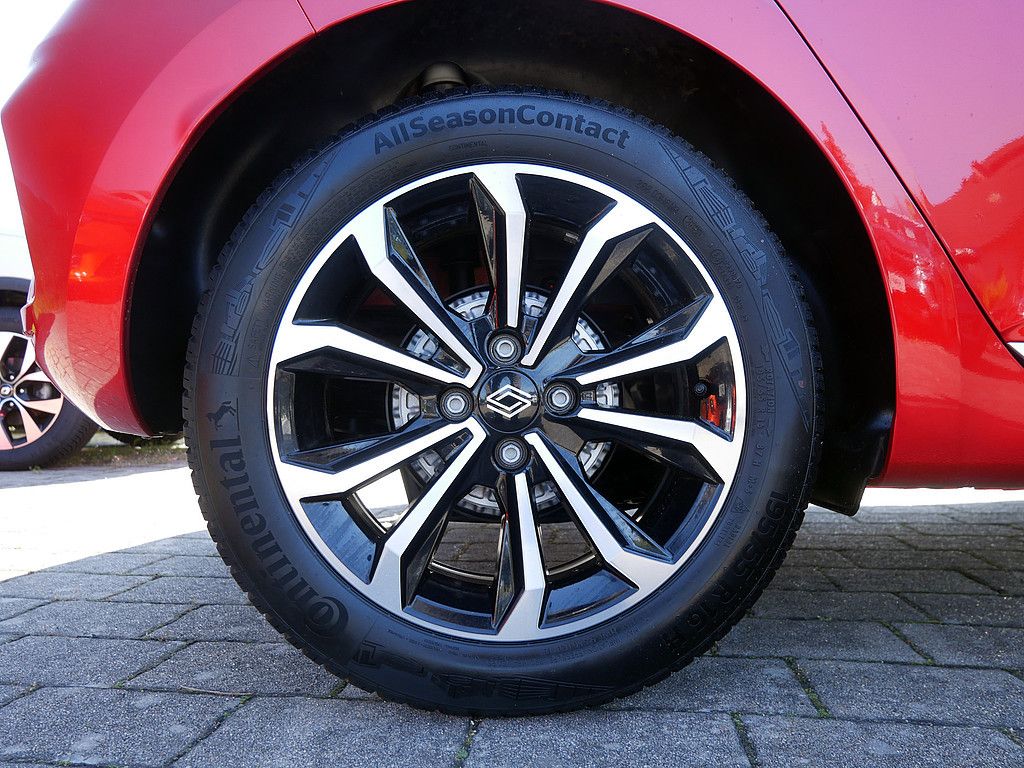 Fahrzeugabbildung Renault Clio Techno TCe 90 KLIMA PDC SHZ KAMERA NAVI LED