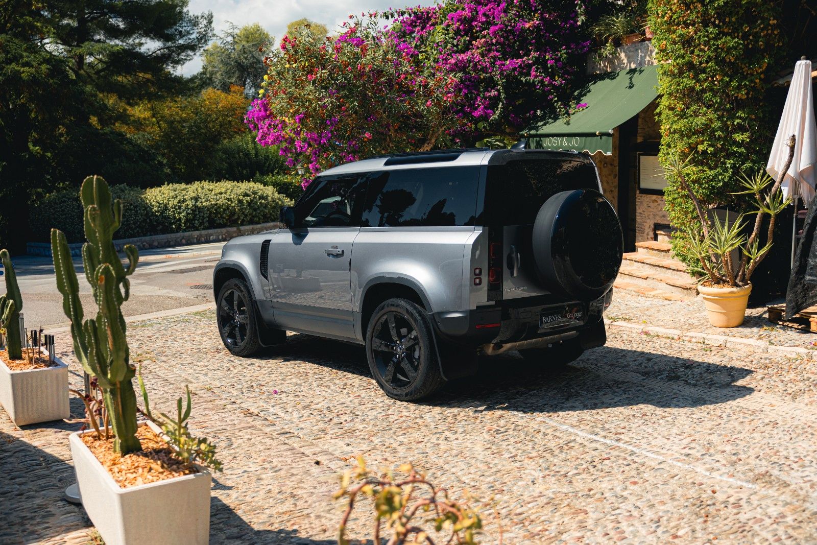Land Rover Defender 90 L663 P300 imagem 2