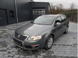 Volkswagen Passat Variant 2.0 TDI *Navi*AHK*GEWERBE/EXPORT - Volkswagen Passat Variant aus 2005