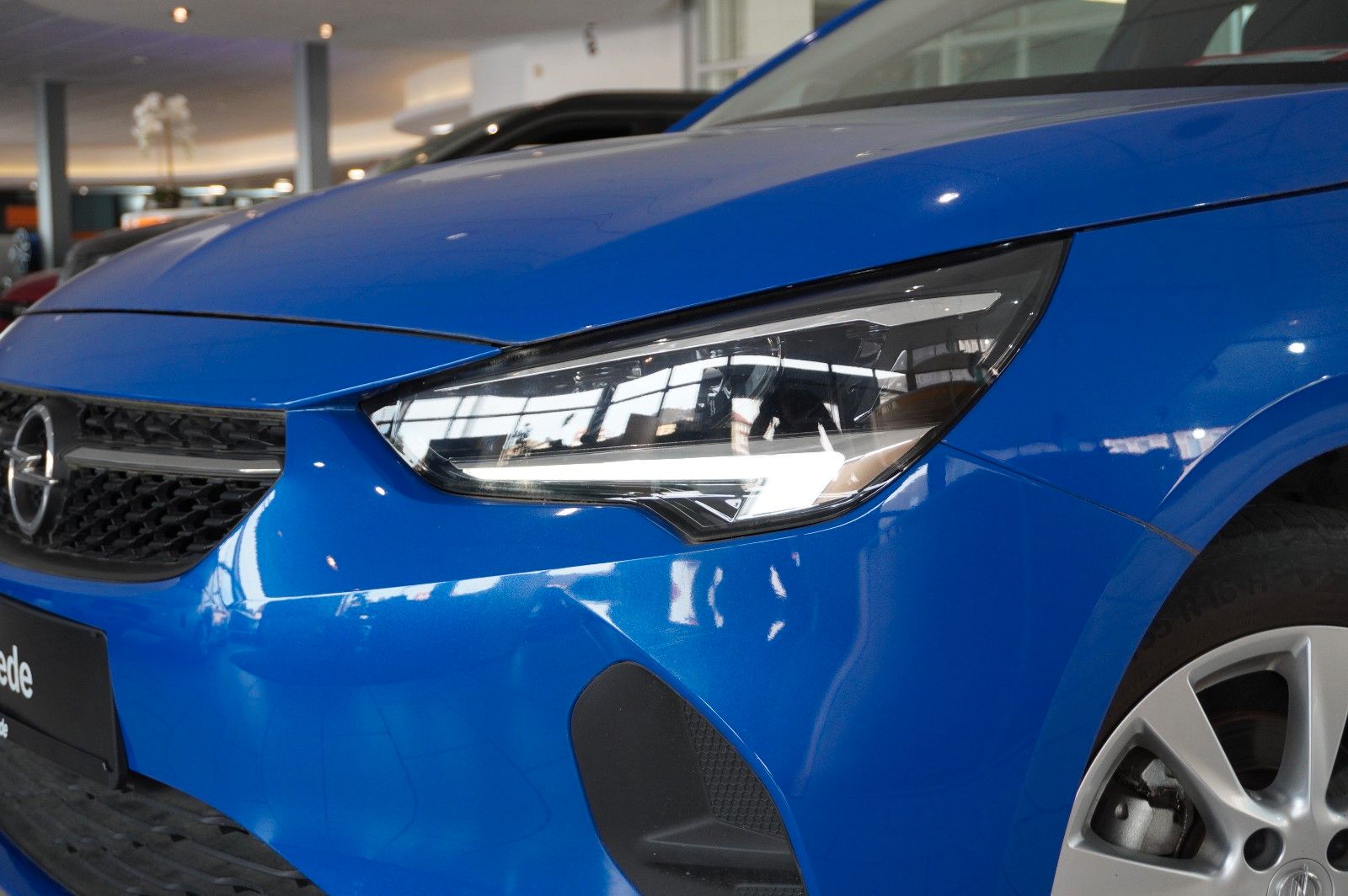 Fahrzeugabbildung Opel Corsa F 1.2 EDITION NAVI/LED/TEMP/PDC/SPORT/DAB+