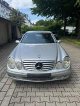 Mercedes-Benz MERCEDES BENZ E-KLASSE W211 E270 CDI TÜV B... - Mercedes-Benz E 270 von privat