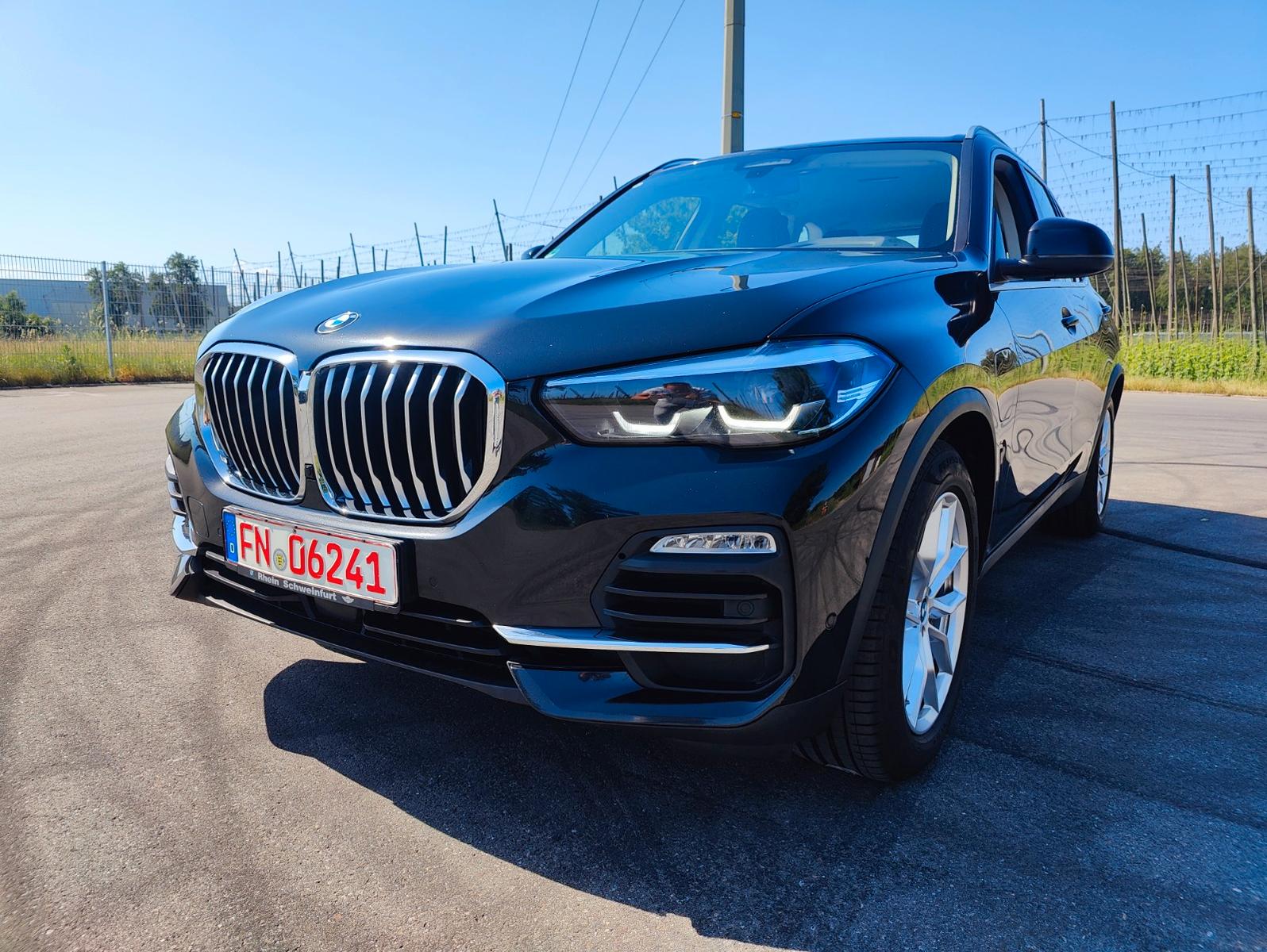 BMW X5 Baureihe X5 xDrive 45 e / PLUG-IN / 290kw