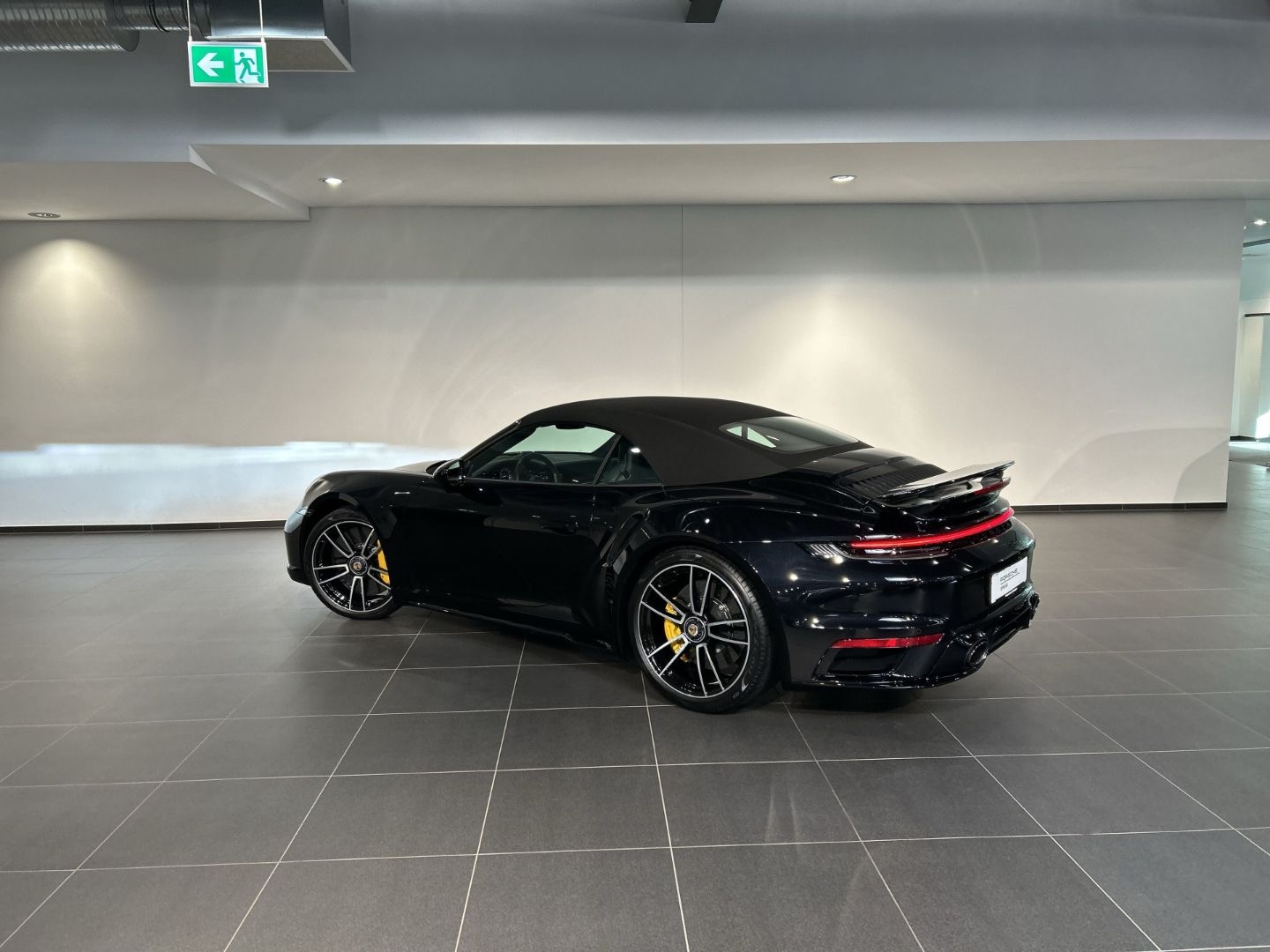 Porsche 992 911 Turbo S Cabriolet Burmester Nachtsicht imagem 3