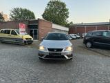 Seat Leon ST Style - Seat Leon: Silber