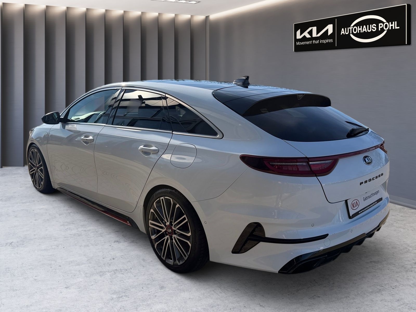 Fahrzeugabbildung Kia PROCEED 1.6T DCT7 GT NAV KOMF GD BASTUCK