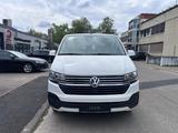 Volkswagen T6.1 Caravelle DSG 4M/8-Si/Kam/2xSchiebetü/STHZ - weiße Volkswagen T6 Caravelle
