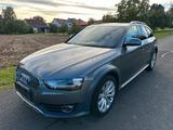 Audi A4 Allroad Panorama Leder Quatro - Audi A4 Allroad aus 2016